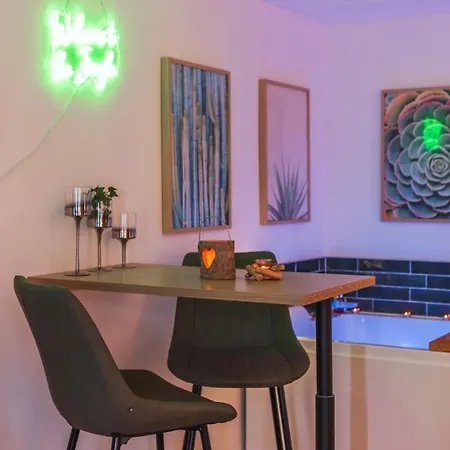 Appartement Nouveau - Jungle Romantique - Jacuzzi *