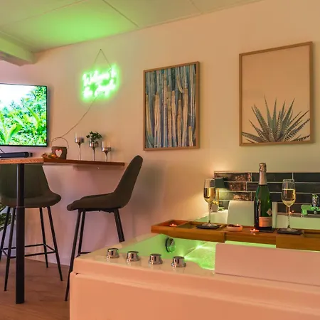 Nouveau - Jungle Romantique - Jacuzzi * Schweighouse-sur-Moder